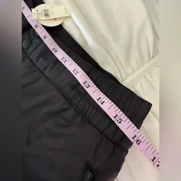 Offline By Aerie Chillside Collection Black Snowpants Size Large NWT - Picture 6 of 6